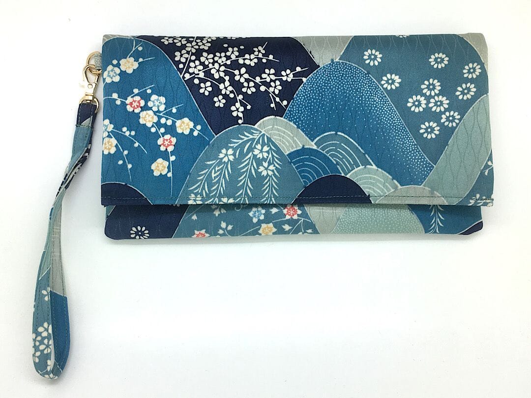 Kuukou Folding Wristlet Clutch 5877C Clutch bag MONIKO STORE 