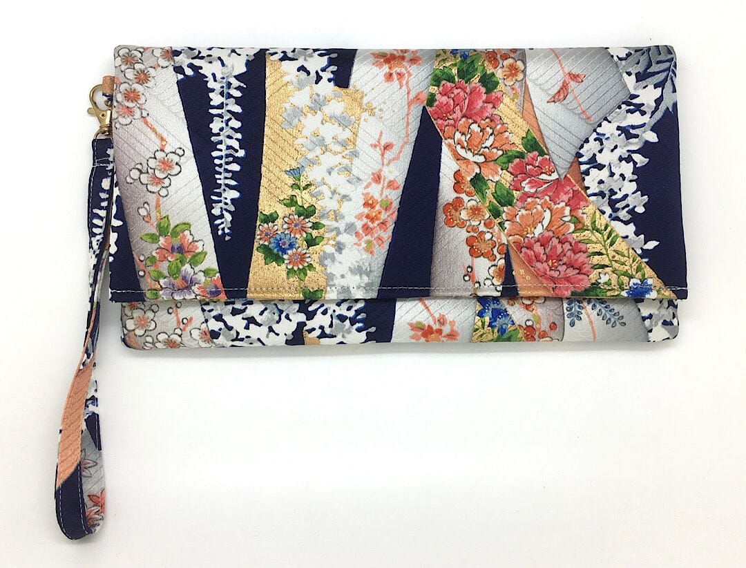 Kuukou Folding Wristlet Clutch 5240B Clutch bag MONIKO STORE 