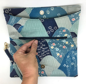 Kuukou Folding Wristlet Clutch 5877C Clutch bag MONIKO STORE 