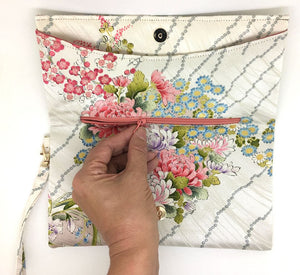 Kuukou Folding Wristlet Clutch 5770G Clutch bag MONIKO STORE 