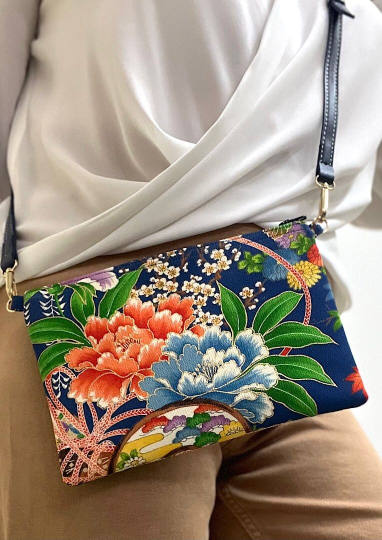 ARUKU WRISTLET to SLING 5901A Crossbody bag MONIKO STORE 