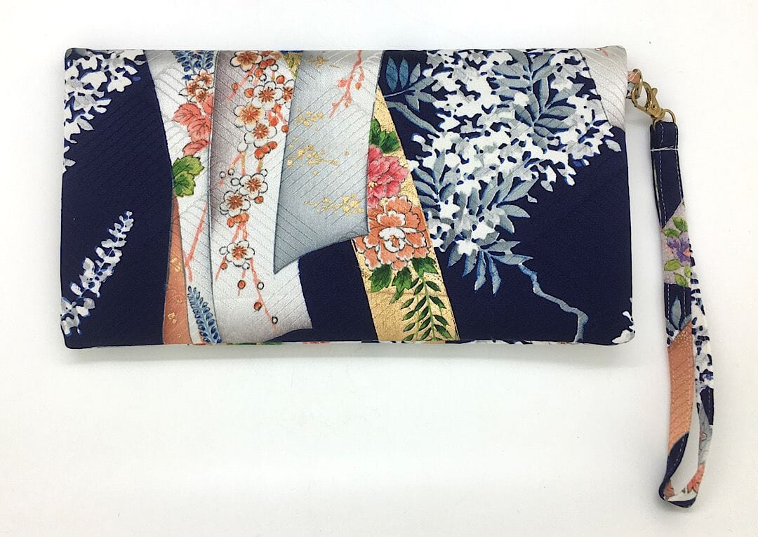 Kuukou Folding Wristlet Clutch 5240B Clutch bag MONIKO STORE 