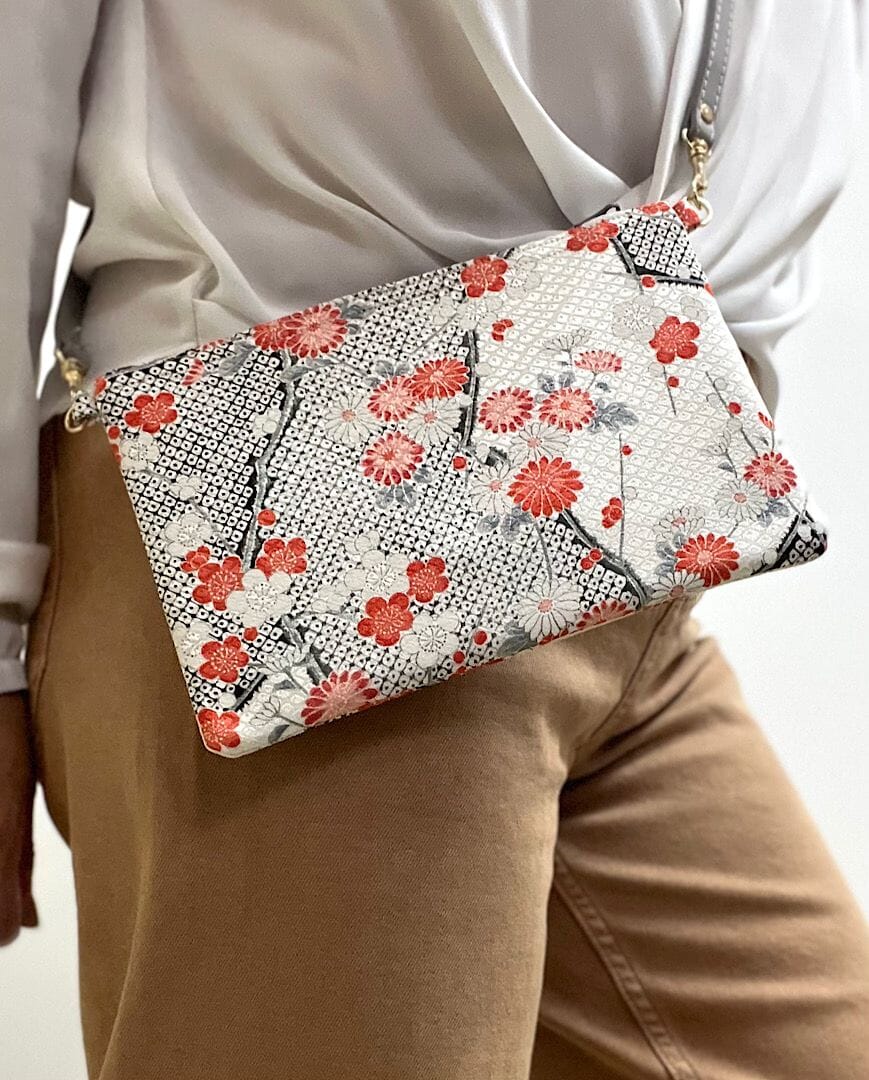 ARUKU WRISTLET to SLING 5811A Crossbody bag MONIKO STORE 