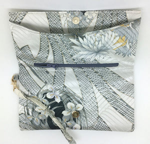 Kuukou Folding Wristlet Clutch 5894J Clutch bag MONIKO STORE 