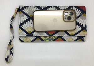 Kuukou Folding Wristlet Clutch 5797A Clutch bag MONIKO STORE 