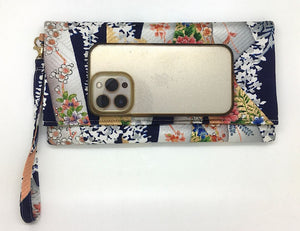 Kuukou Folding Wristlet Clutch 5240B Clutch bag MONIKO STORE 