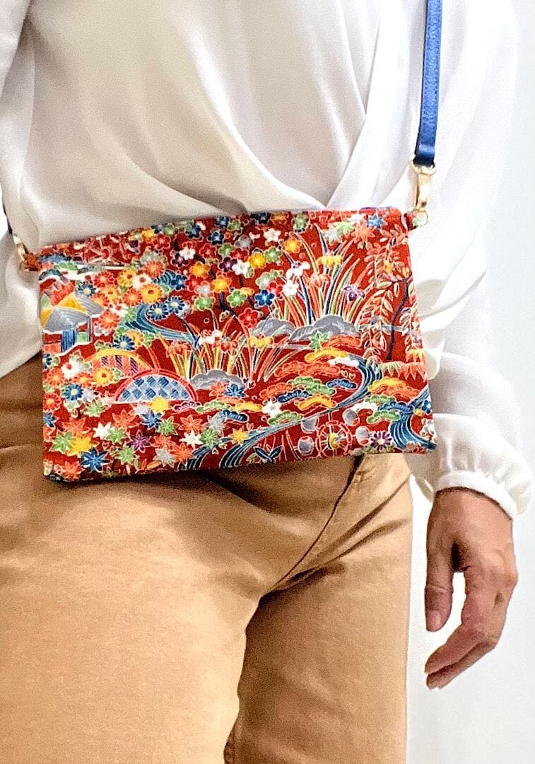 ARUKU WRISTLET to SLING 5876A Crossbody bag MONIKO STORE 