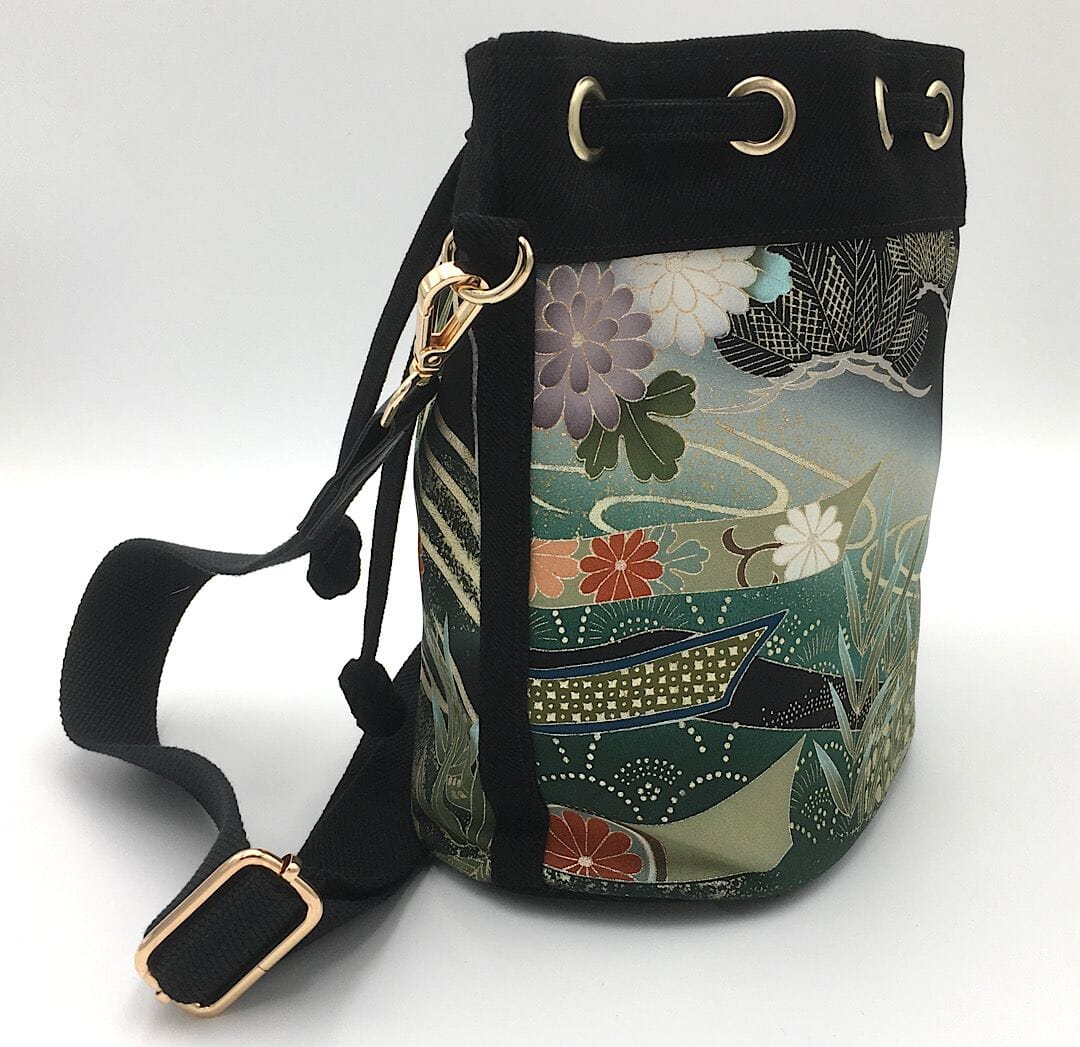 Kimono Drawstring Crossbody 5553A - MONIKO STORE