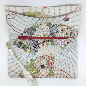 Kuukou Folding Wristlet Clutch 5749L Clutch bag MONIKO STORE 
