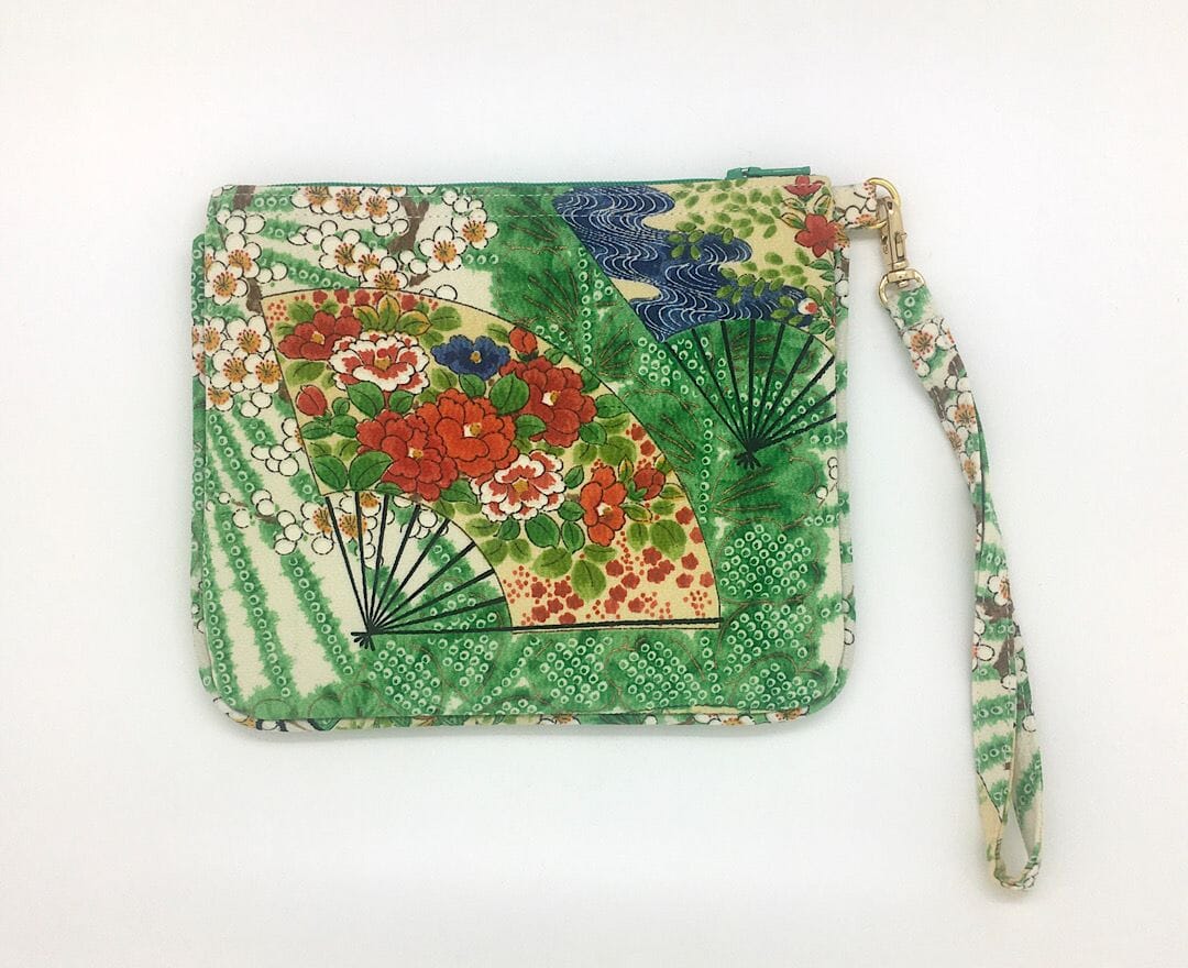 Migi Wristlet Pouch 4956M Pouch MONIKO STORE 