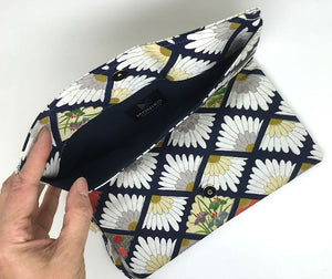 Kuukou Folding Wristlet Clutch 5797A Clutch bag MONIKO STORE 