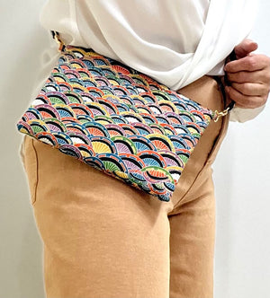 ARUKU WRISTLET to SLING 5746F Crossbody bag MONIKO STORE 